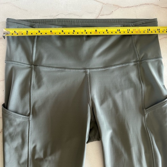 Lululemon Fast & Free Crop II Nulux 19" Grey Sage size 8 W6AS5S - Picture 12 of 16